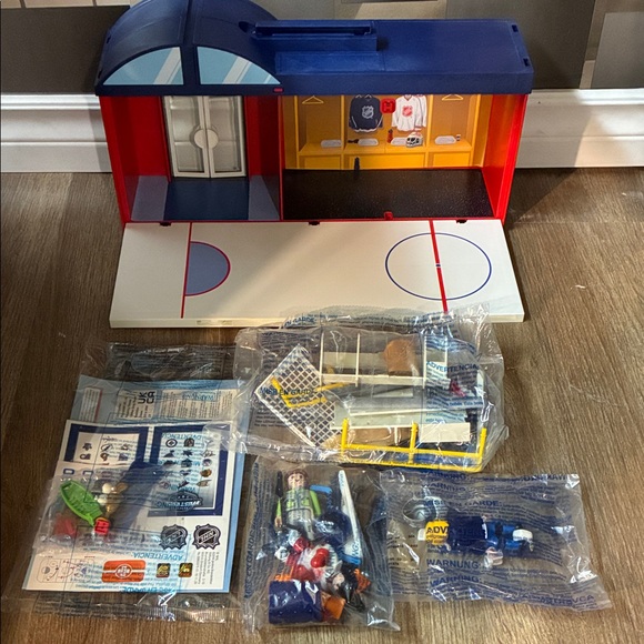 Playmobil NHL Hockey Arena Playset - Blue, Red, and White - Picture 3 of 3